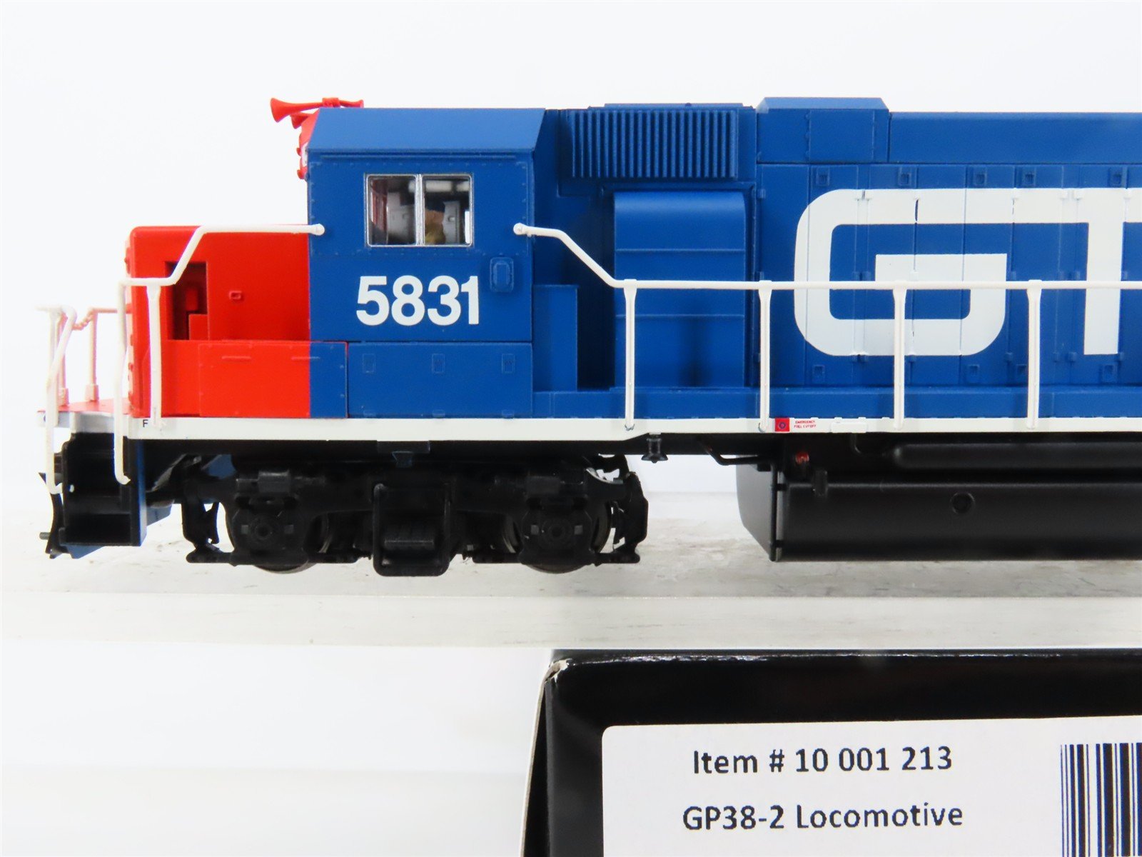 HO Atlas Trainman 10001213 GTW Grand Trunk Western GP38-2 Diesel #5831 w/ DCC