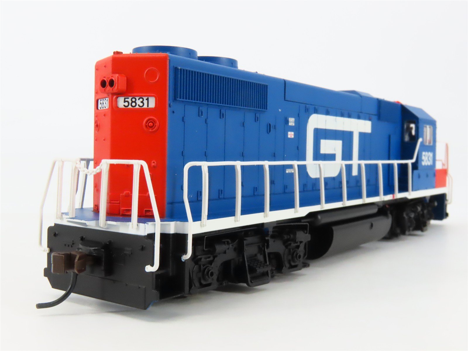 HO Atlas Trainman 10001213 GTW Grand Trunk Western GP38-2 Diesel #5831 w/ DCC