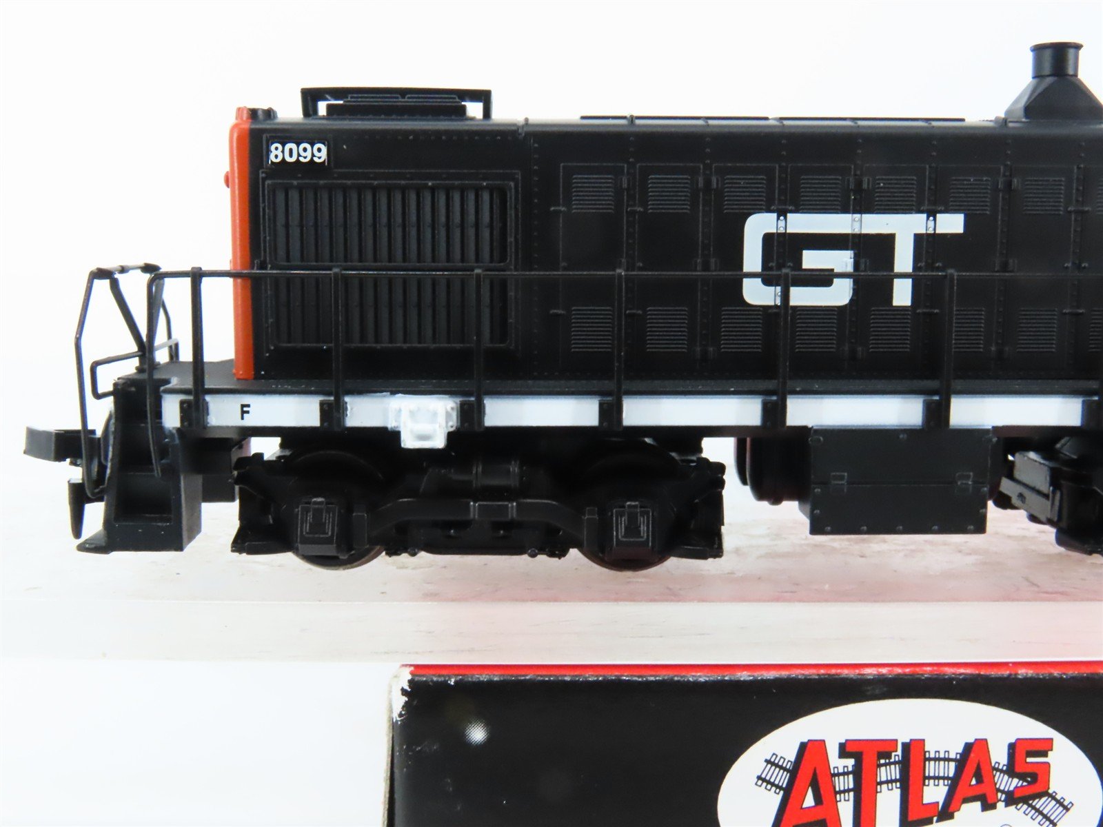 HO Scale Atlas 8707 GTW Grand Trunk Western ALCO S-2 Diesel Switcher #8099