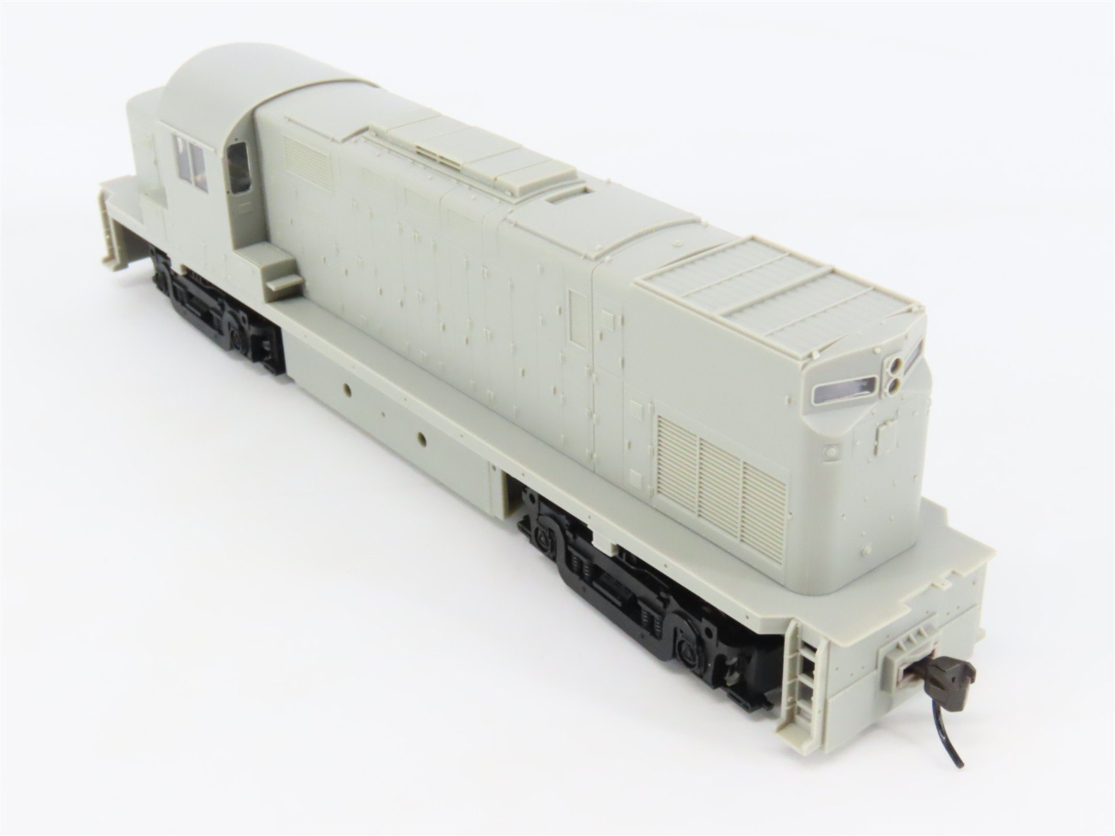 HO Scale Atlas Master Silver 10000004 Undecorated ALCO C420 Diesel - DCC Ready