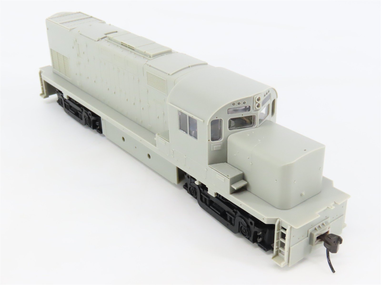 HO Scale Atlas Master Silver 10000004 Undecorated ALCO C420 Diesel - DCC Ready