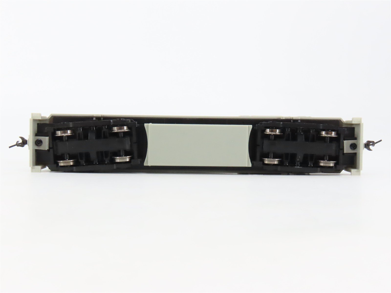 HO Scale Atlas Master Silver 10000004 Undecorated ALCO C420 Diesel - DCC Ready