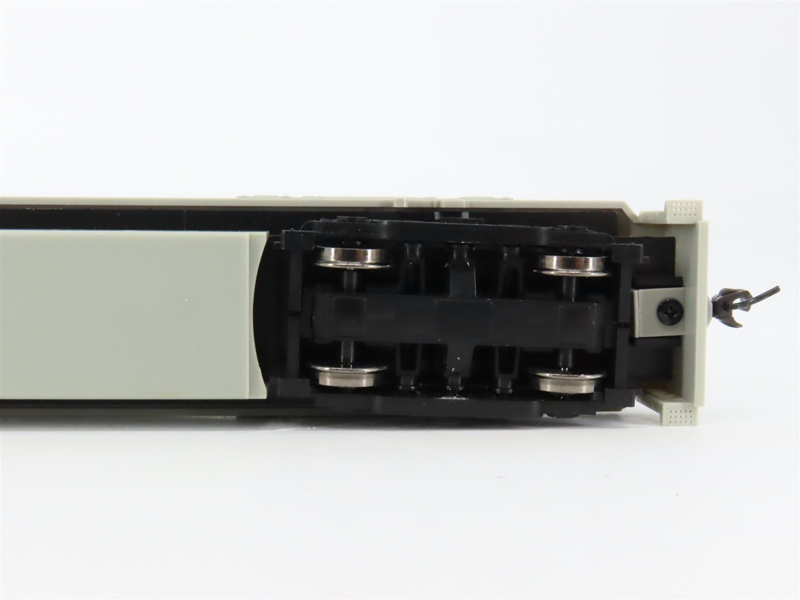 HO Scale Atlas Master Silver 10000004 Undecorated ALCO C420 Diesel - DCC Ready