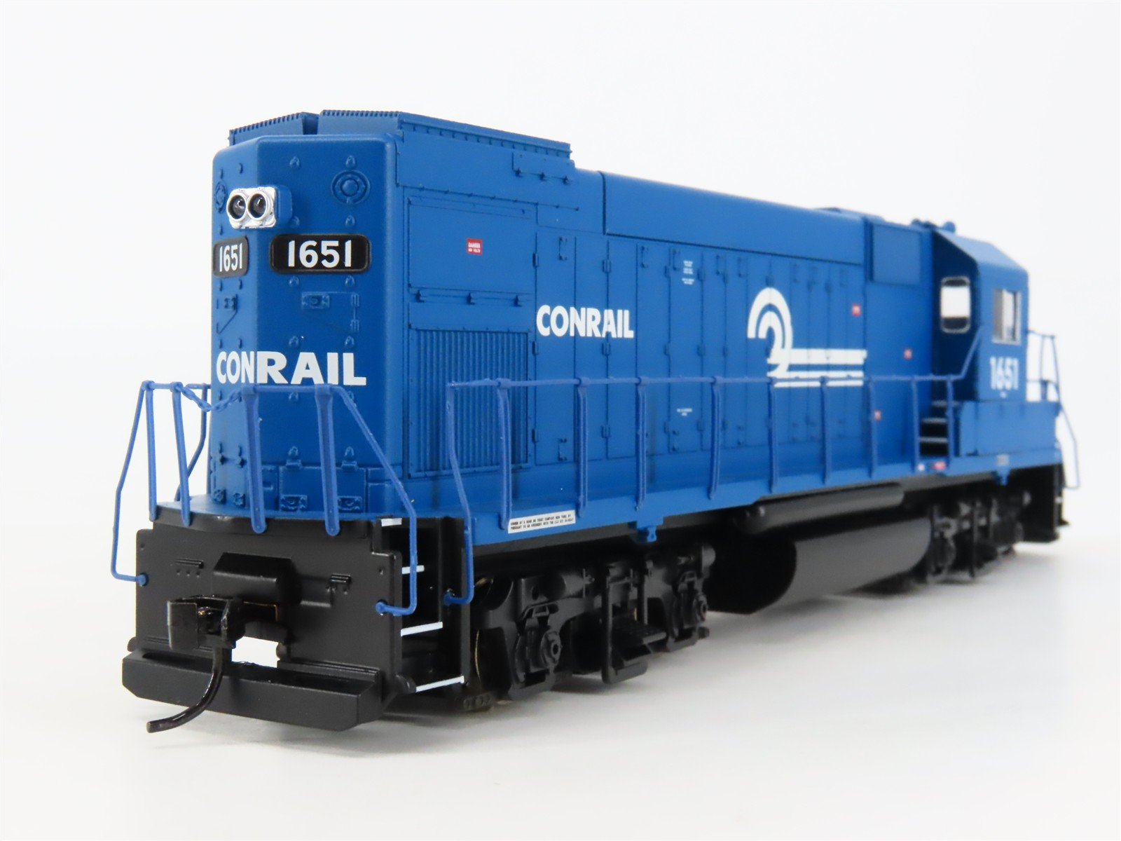 HO Scale Proto 1000 920-35080 CR Conrail EMD GP15-1 Diesel #1651 - DCC Ready