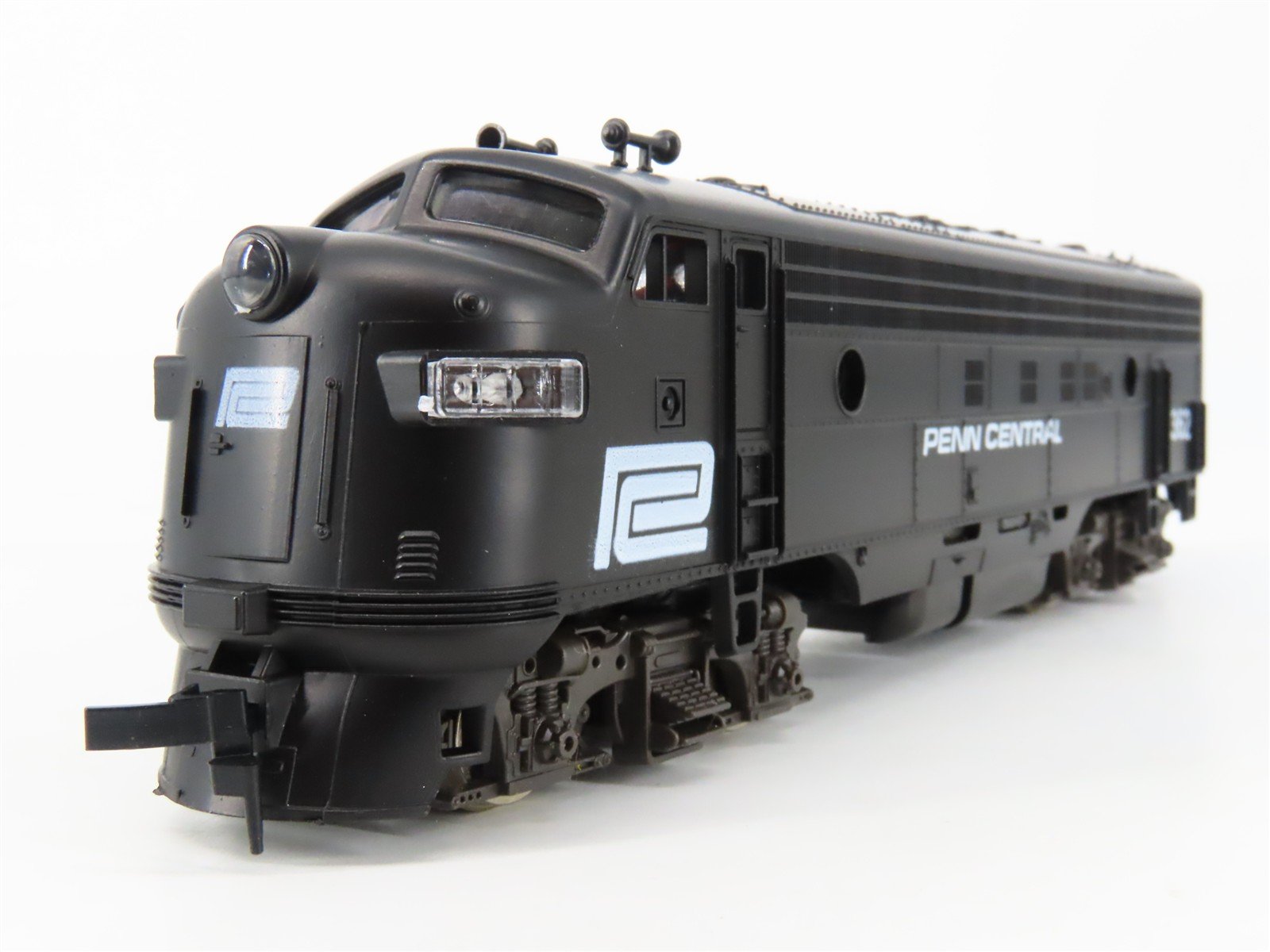 HO Scale Atlas 7047 PC Penn Central EMD FP7 Diesel Locomotive #4362