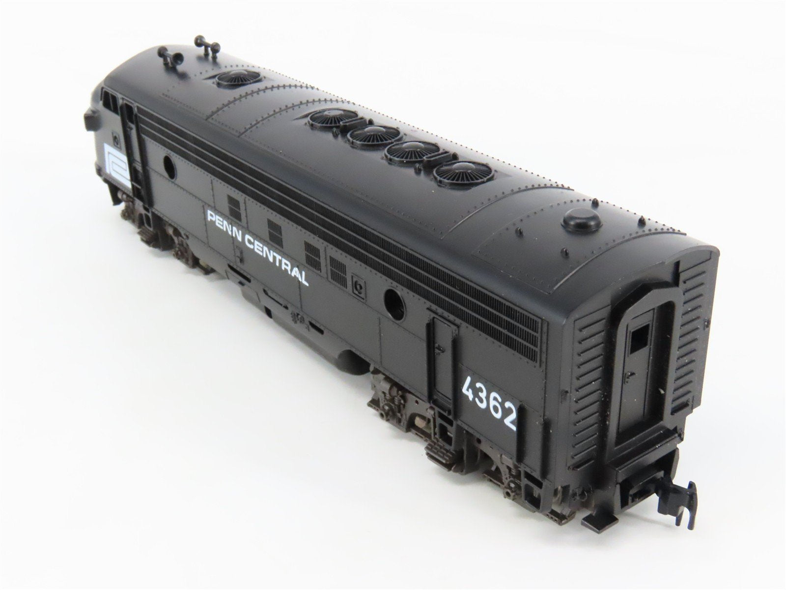 HO Scale Atlas 7047 PC Penn Central EMD FP7 Diesel Locomotive #4362