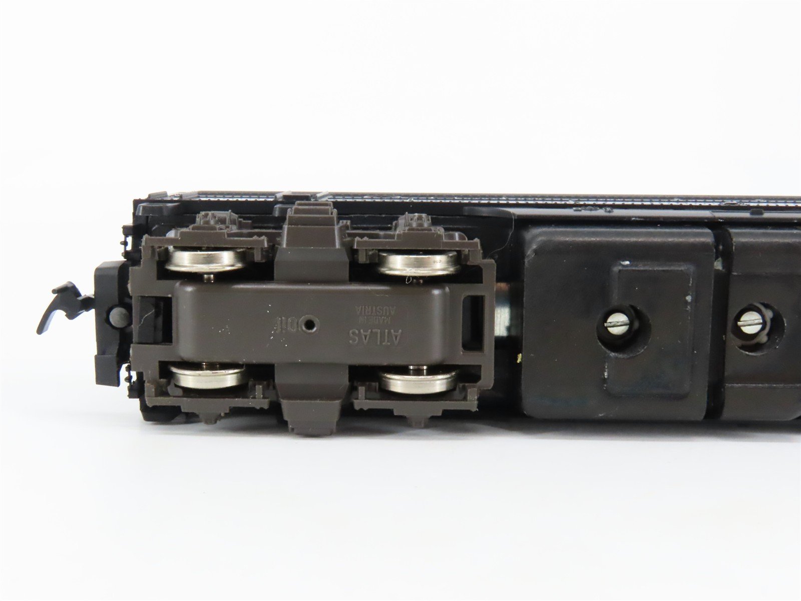 HO Scale Atlas 7047 PC Penn Central EMD FP7 Diesel Locomotive #4362