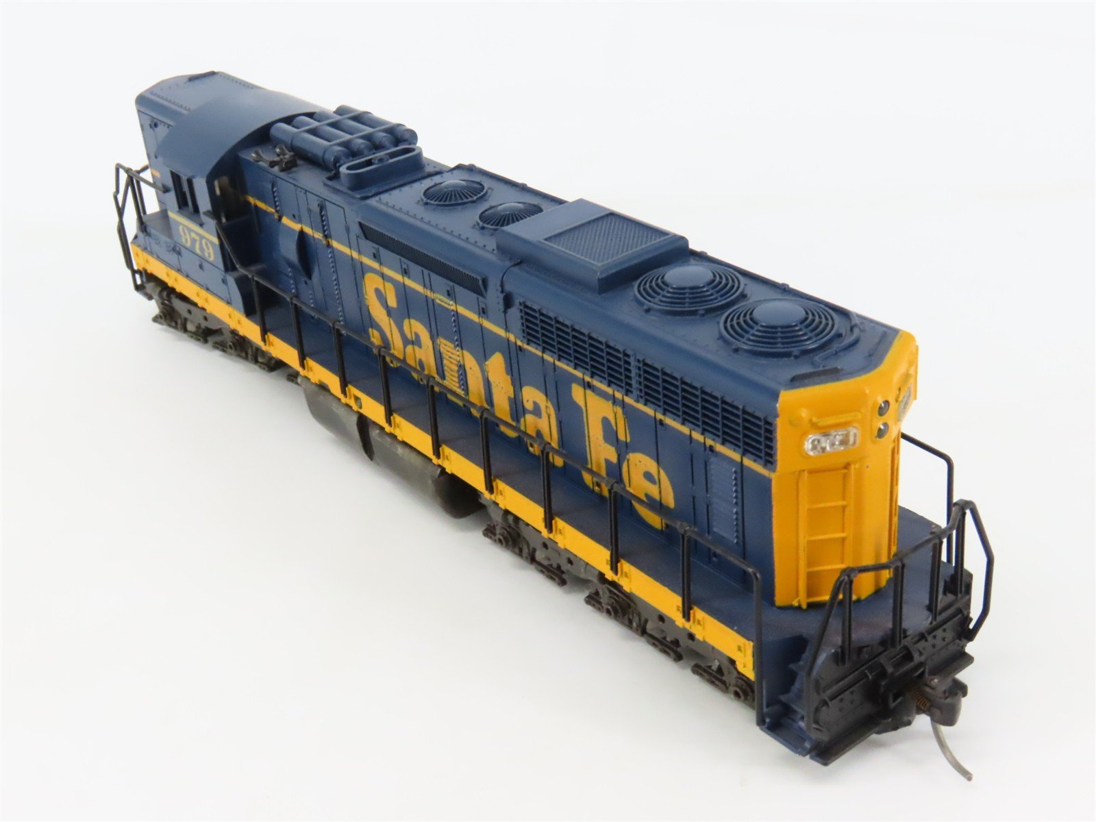 HO Scale Atlas 7001 ATSF Santa Fe EMD SD24 Diesel Locomotive #979