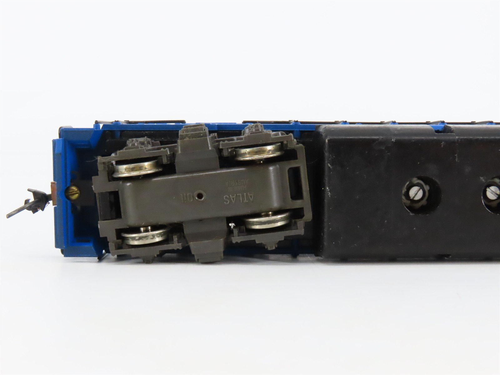 HO Scale Atlas CR Conrail EMD GP38 Diesel Locomotive #7658