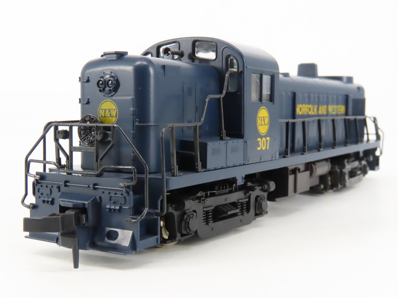 HO Scale Atlas/KATO 7074 N&W Norfolk & Western ALCO RS-3 Diesel Locomotive #307