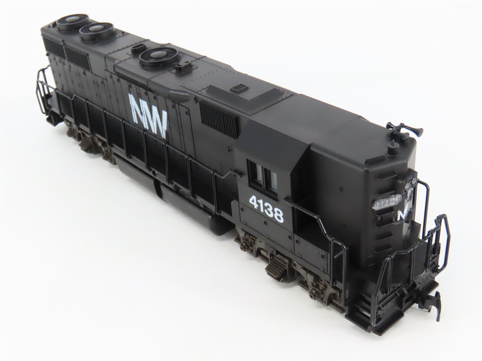 HO Scale Atlas 7024 N&W Norfolk & Western EMD GP38 Diesel Locomotive #4138