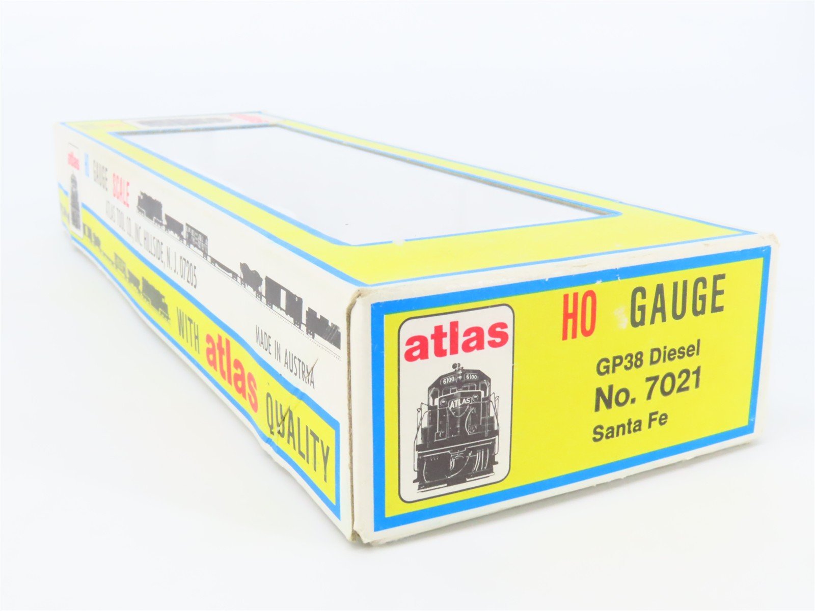 HO Scale Atlas 7021 ATSF Santa Fe EMD GP38 Diesel Locomotive #3560