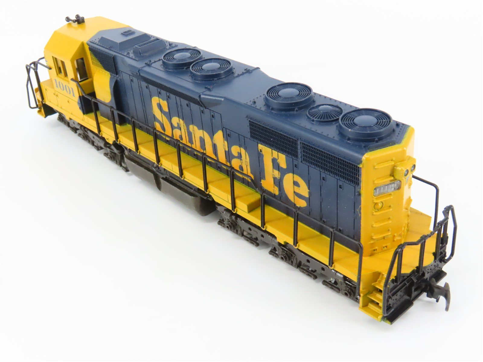 HO Scale Atlas 7011 ATSF Santa Fe EMD SD35 Diesel Locomotive #1001