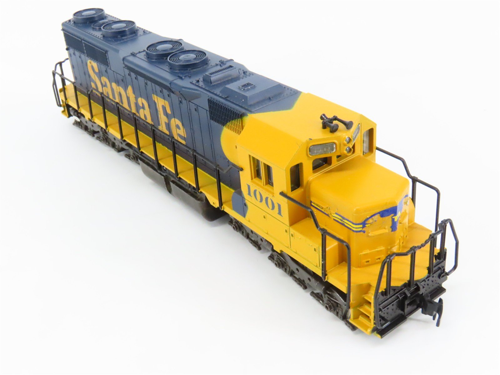 HO Scale Atlas 7011 ATSF Santa Fe EMD SD35 Diesel Locomotive #1001