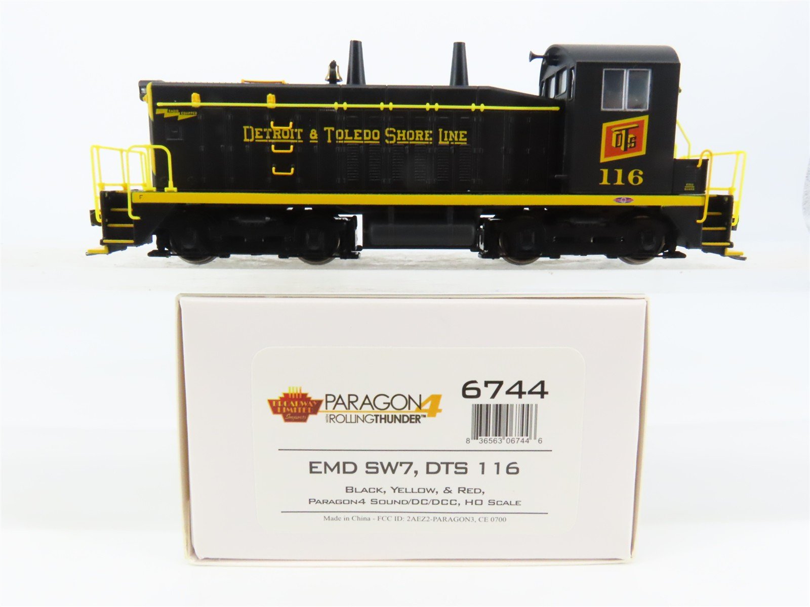 HO Scale Broadway Limited BLI 6744 DTS EMD SW7 Diesel Switcher #116 - Paragon4