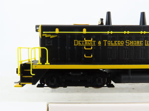 HO Scale Broadway Limited BLI 6744 DTS EMD SW7 Diesel Switcher #116 - Paragon4