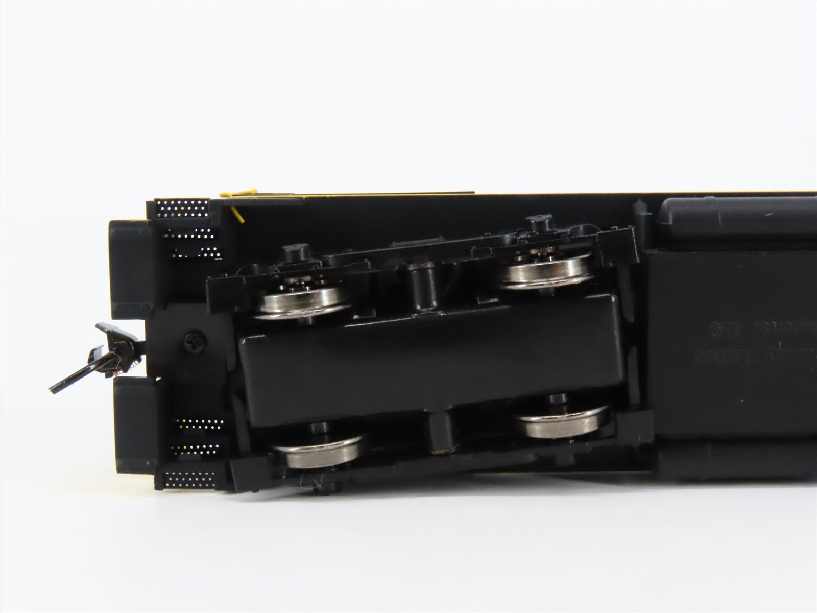 HO Scale Broadway Limited BLI 6744 DTS EMD SW7 Diesel Switcher #116 - Paragon4