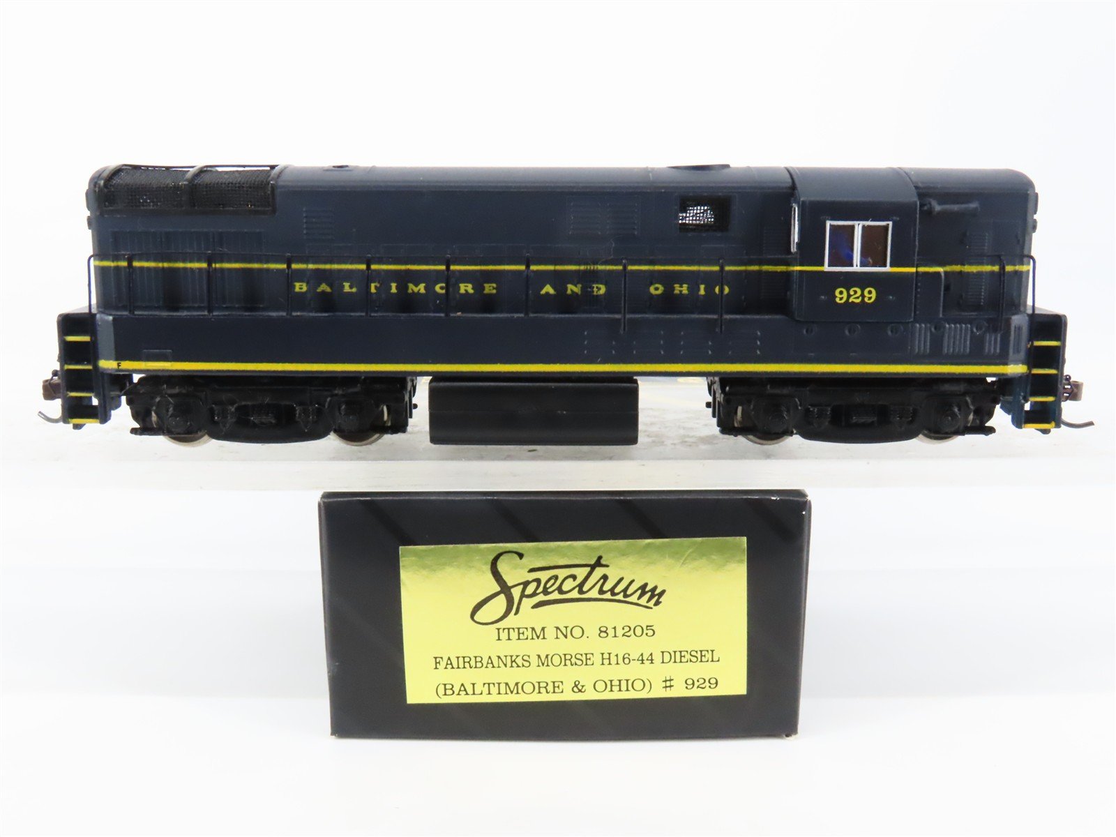 HO Scale Bachmann Spectrum 81205 B&O Baltimore & Ohio FM H16-44 Diesel #929
