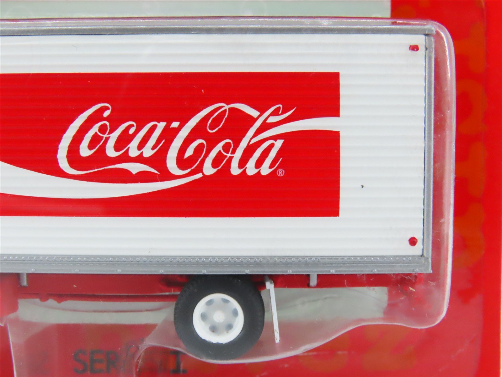 HO 1/87 Scale Athearn 8203 Coca-Cola Ford C-Series Delivery Truck