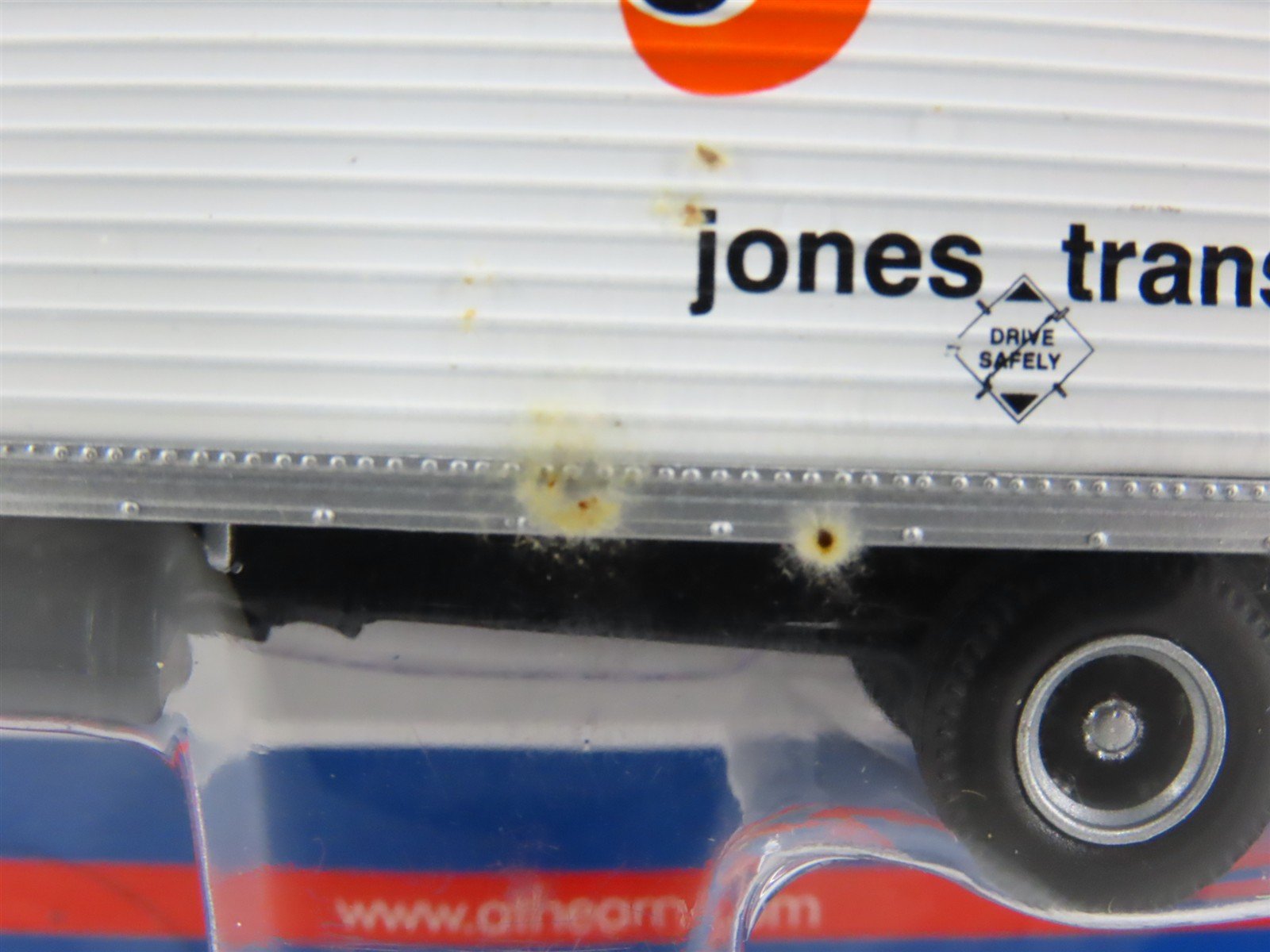 HO 1/87 Scale Athearn 27641 Jones Transfer Co. Ford C-Series Box Truck