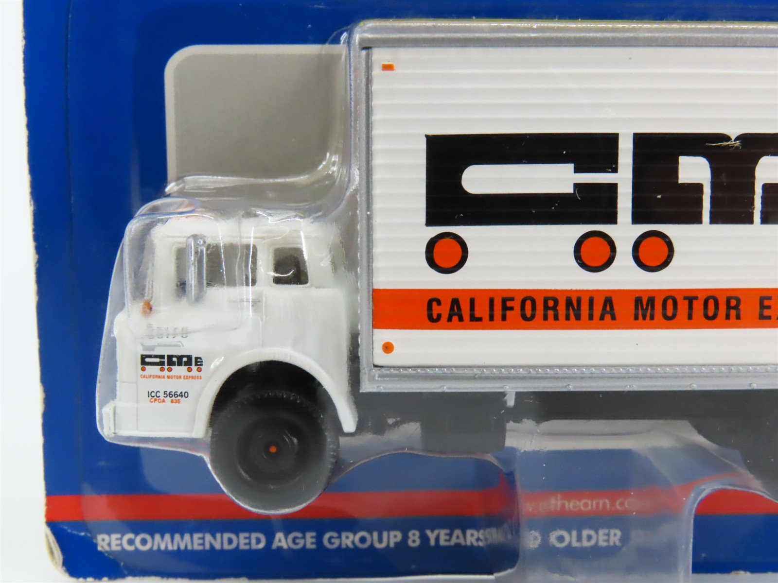 HO Athearn 2754 California Motor Express Ford C-Series w/ Van Body - SEALED