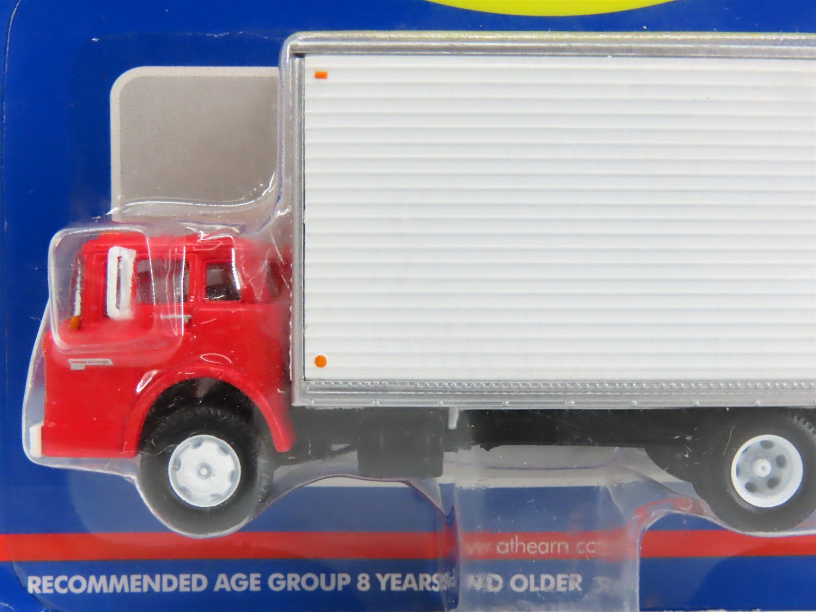 HO 1/87 Scale Athearn 02742 Red Ford C-Series Truck w/ White Van Body - SEALED