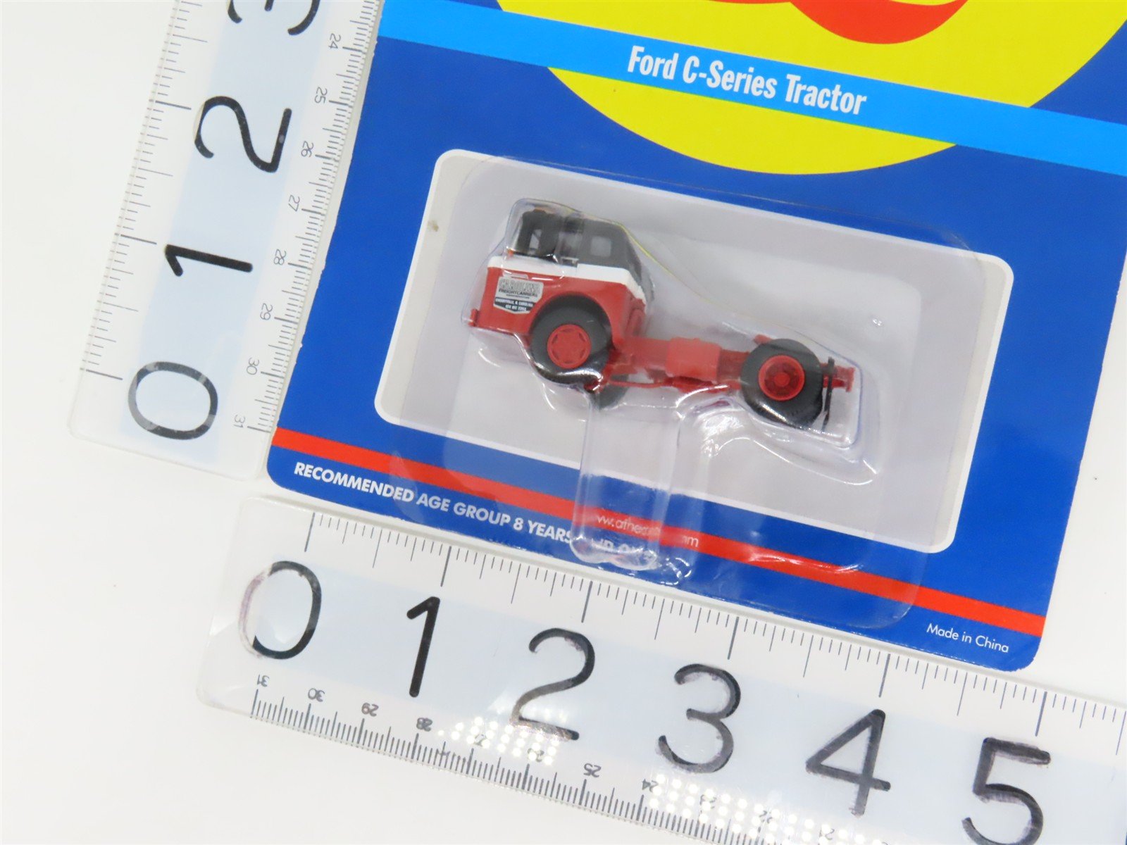 HO 1/87 Scale Athearn 2717 Carolina Freight Ford C-Series Tractor - SEALED