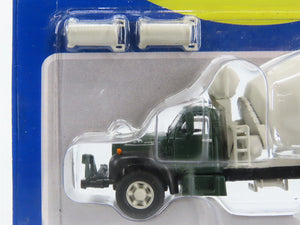 HO Athearn 93168 Unlettered Green/Black & Gray Mack B-Series Cement Truck SEALED
