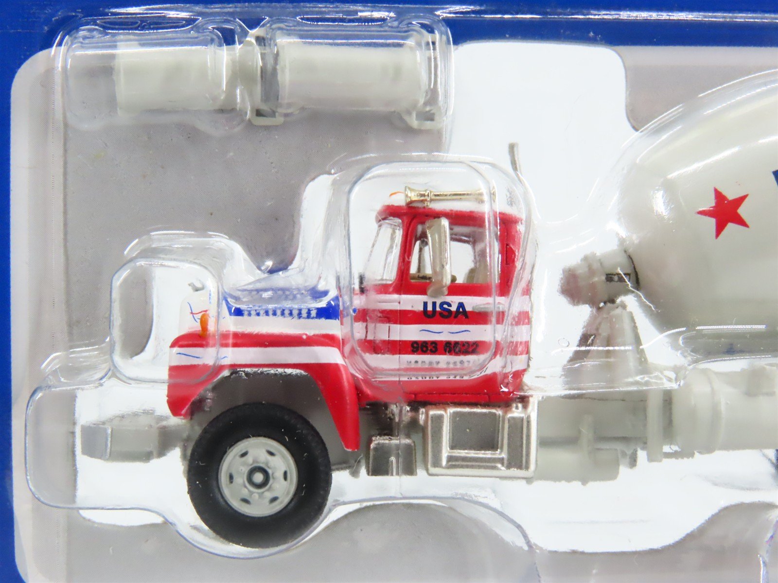 HO 1/87 Scale Athearn 93115 USA Mack R-Series Cement Truck - SEALED