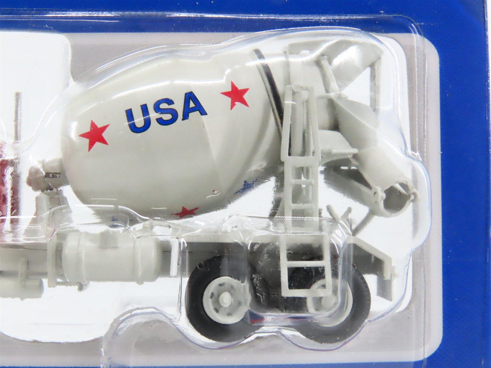 HO 1/87 Scale Athearn 93115 USA Mack R-Series Cement Truck - SEALED