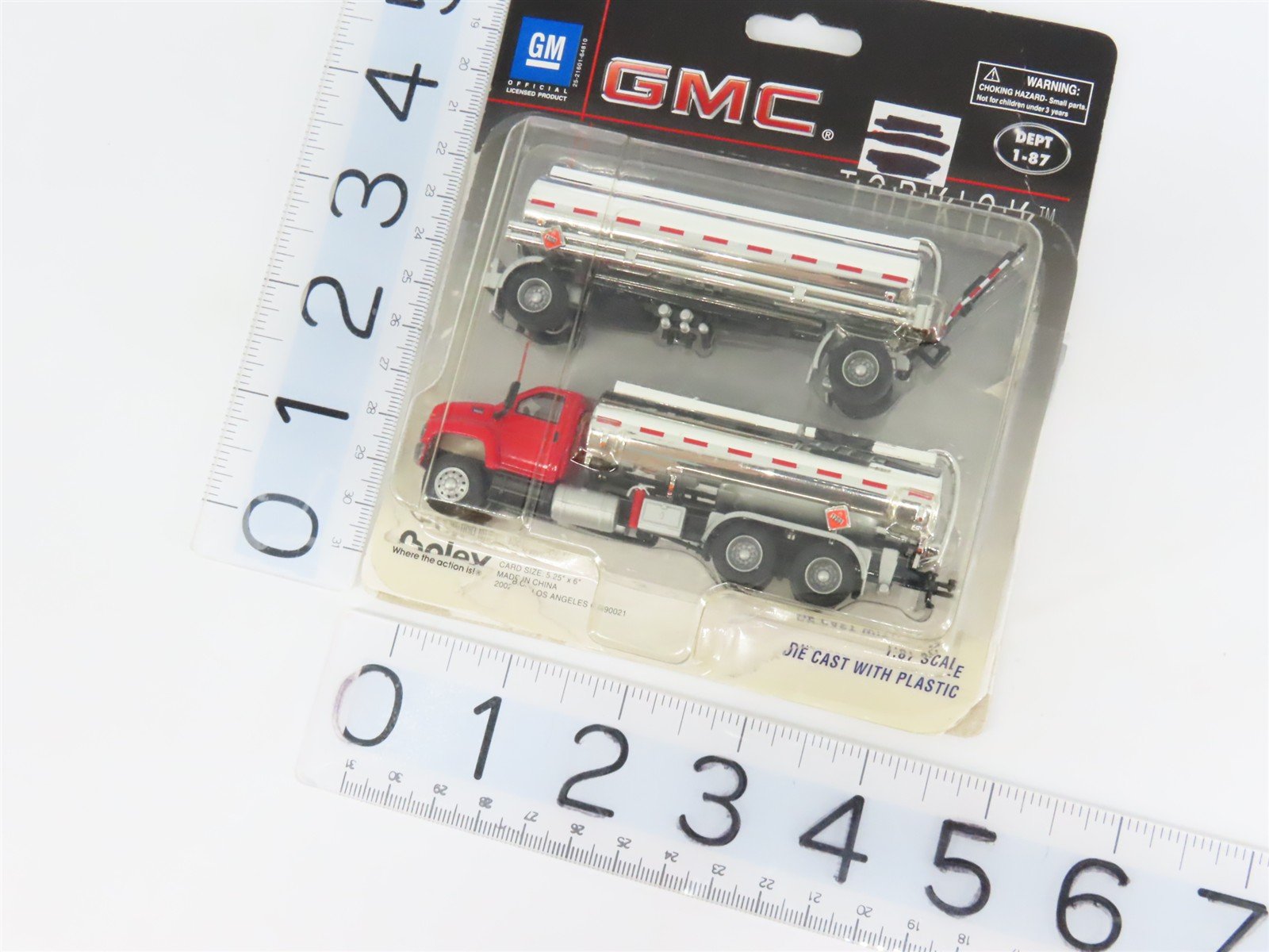 HO 1/87 Scale Boley 3018-16 Red & Chrome GMC Topkick Tanker Truck w/ Trailer