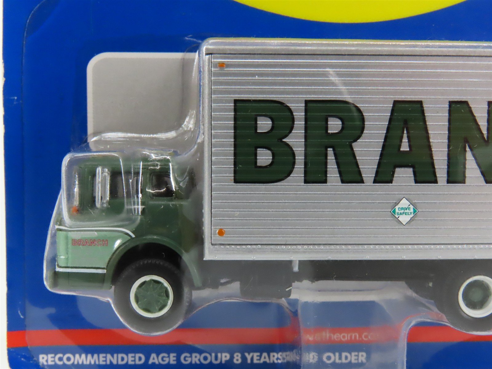 HO 1/87 Scale Athearn BRANCH Ford C-Series Truck w/ Van Body