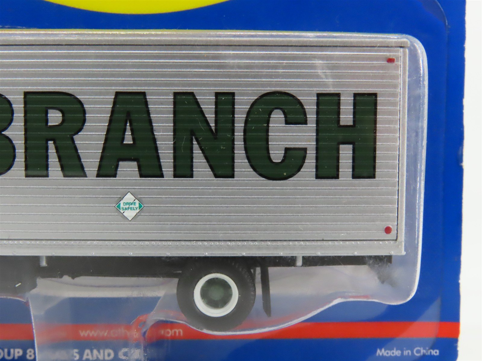 HO 1/87 Scale Athearn BRANCH Ford C-Series Truck w/ Van Body