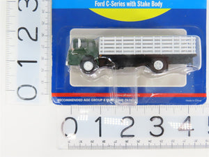 HO 1/87 Scale Athearn 02724 Green Ford C-Series Truck w/ Stake Body - SEALED