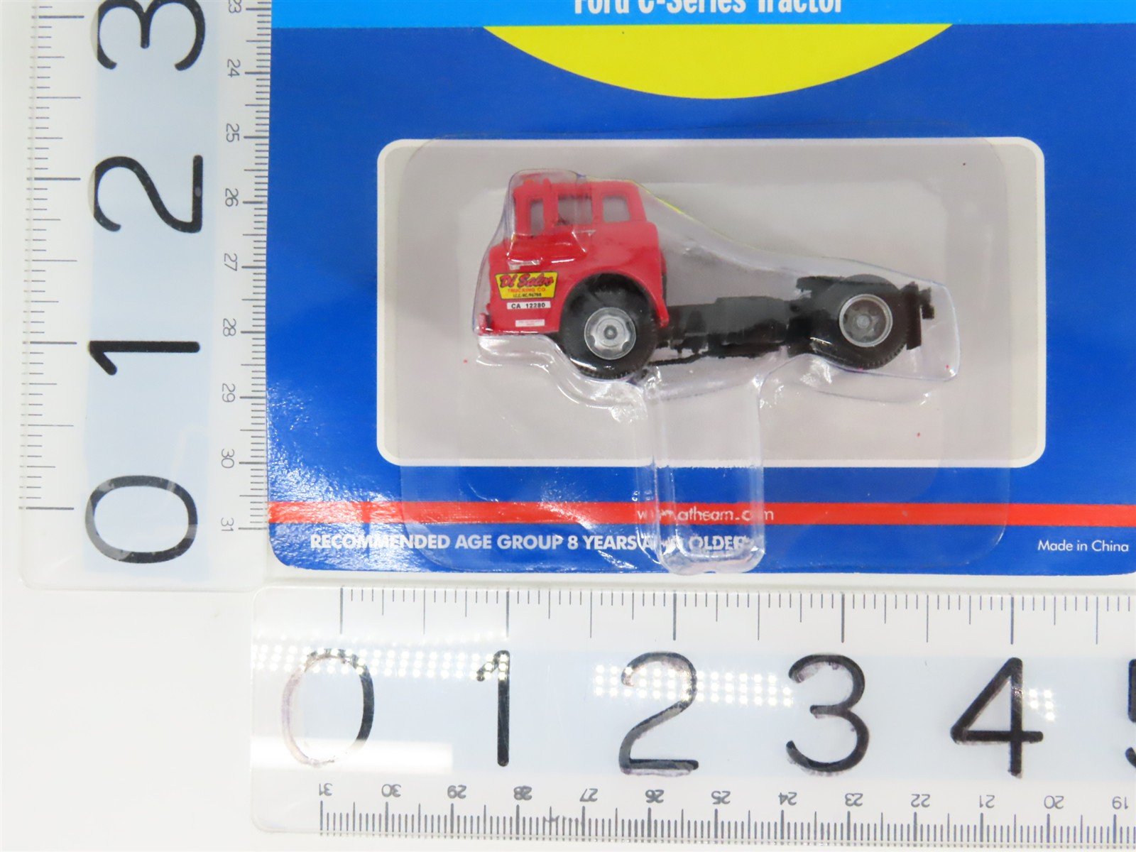 HO 1/87 Scale Athearn 02708 Di Salvo (Red) Ford C-Series Tractor - SEALED
