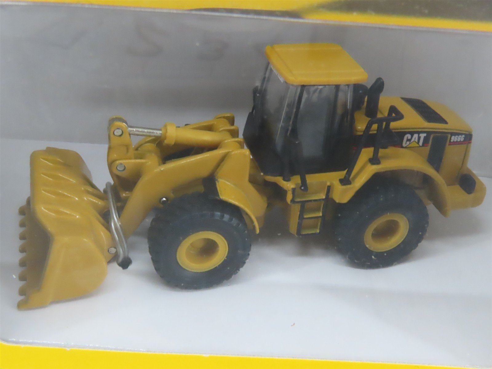 HO 1/87 Scale Norscot Die-Cast 55109 CAT 966G Series II Wheel Loader