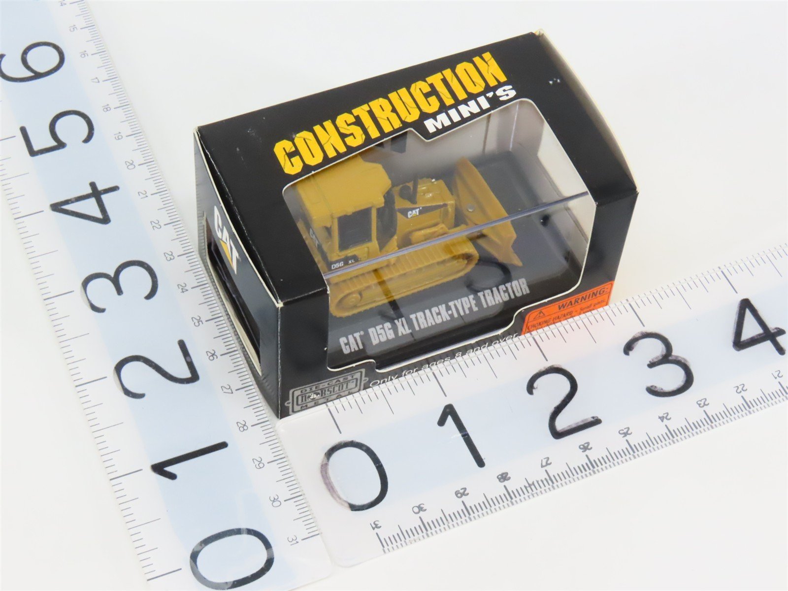 HO 1/87 Scale Norscot Die-Cast Construction Mini's CAT D5G XL Track-Type Tractor