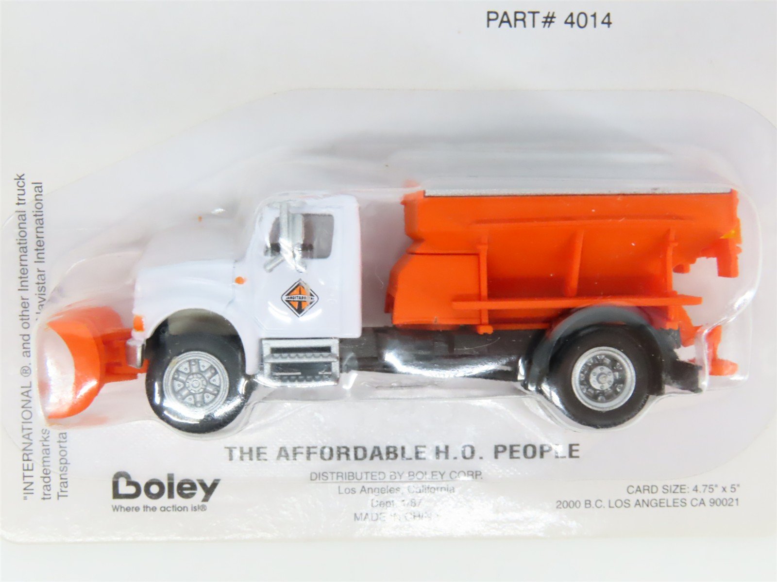 HO 1/87 Scale Boley 4104 International Snow Plow Truck - SEALED