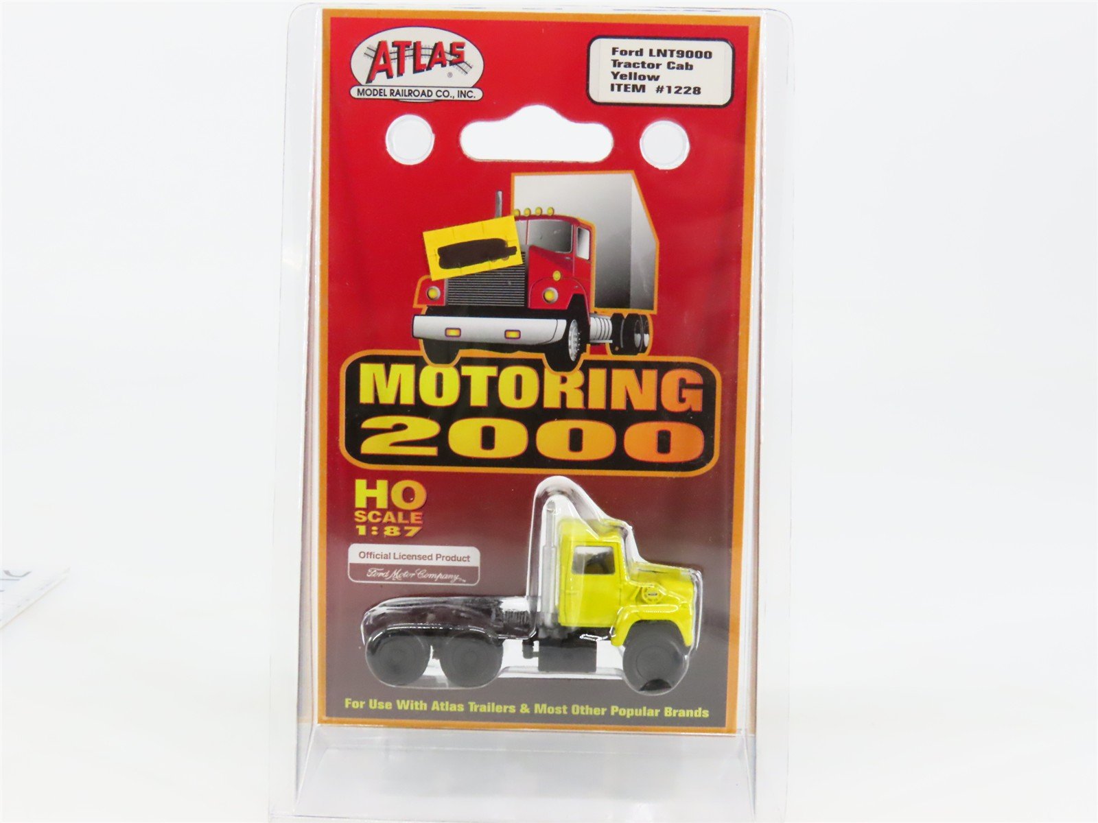 HO 1/87 Scale Atlas Motoring 2000 #1228 Yellow Ford LNT 9000 Tractor Cab