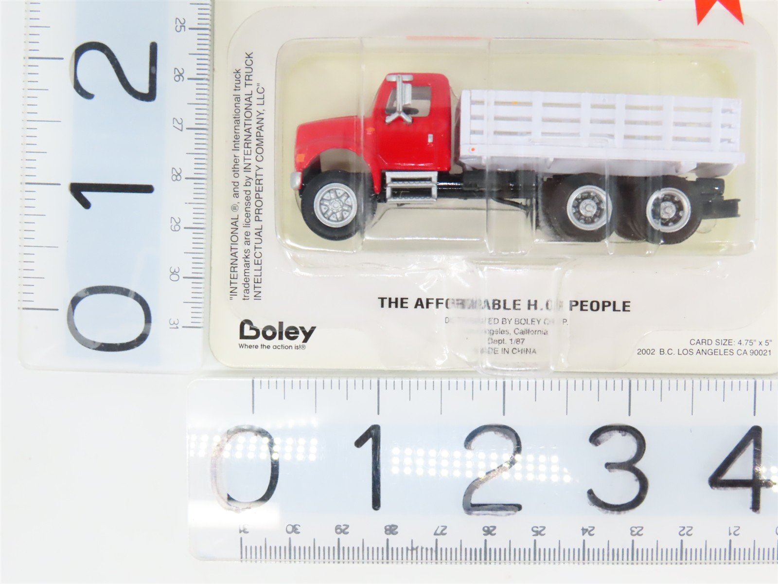 HO 1/87 Scale Boley 4006-17 Red/White International Stake Bed Truck - SEALED