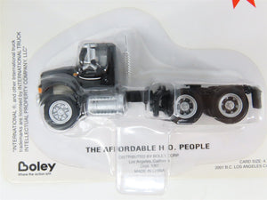 HO 1/87 Scale Boley 4001-3 Black International Tractor-Unit - SEALED