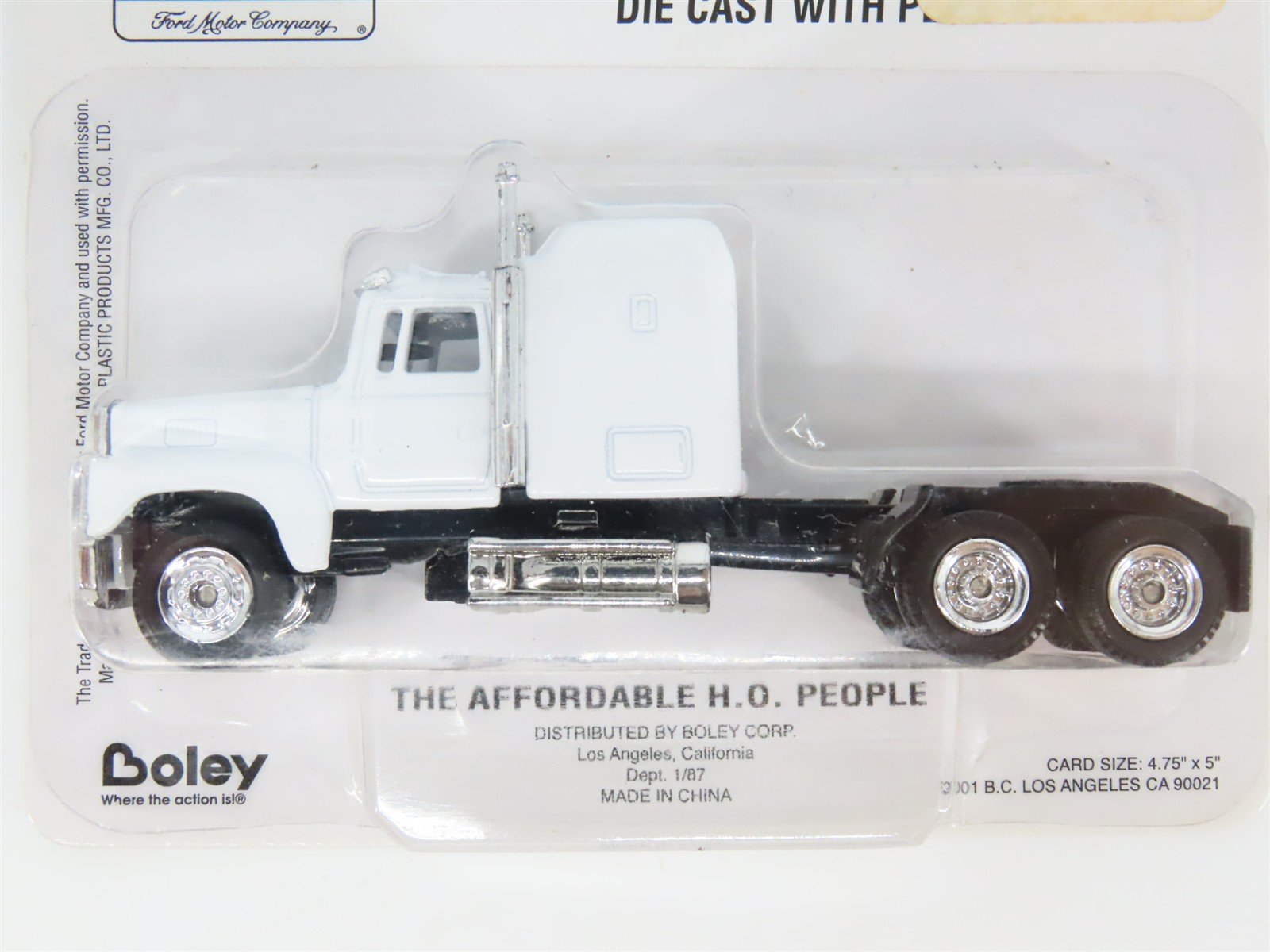 HO 1/87 Scale Boley 2401-7 White Ford Tractor-Unit - SEALED
