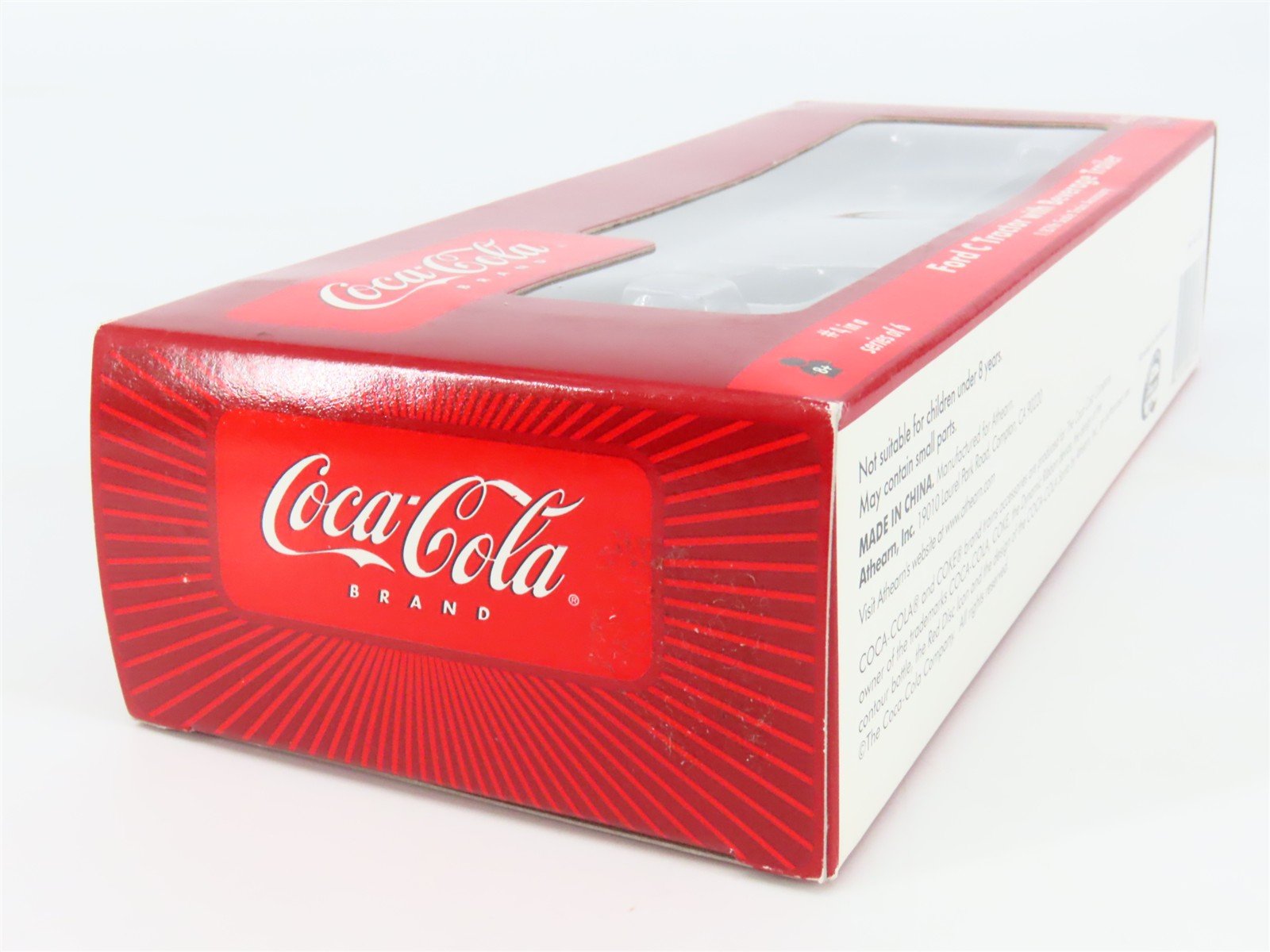 HO 1/87 Scale Athearn 8233 Coca-Cola Ford C-Series Truck w/ Beverage Trailer