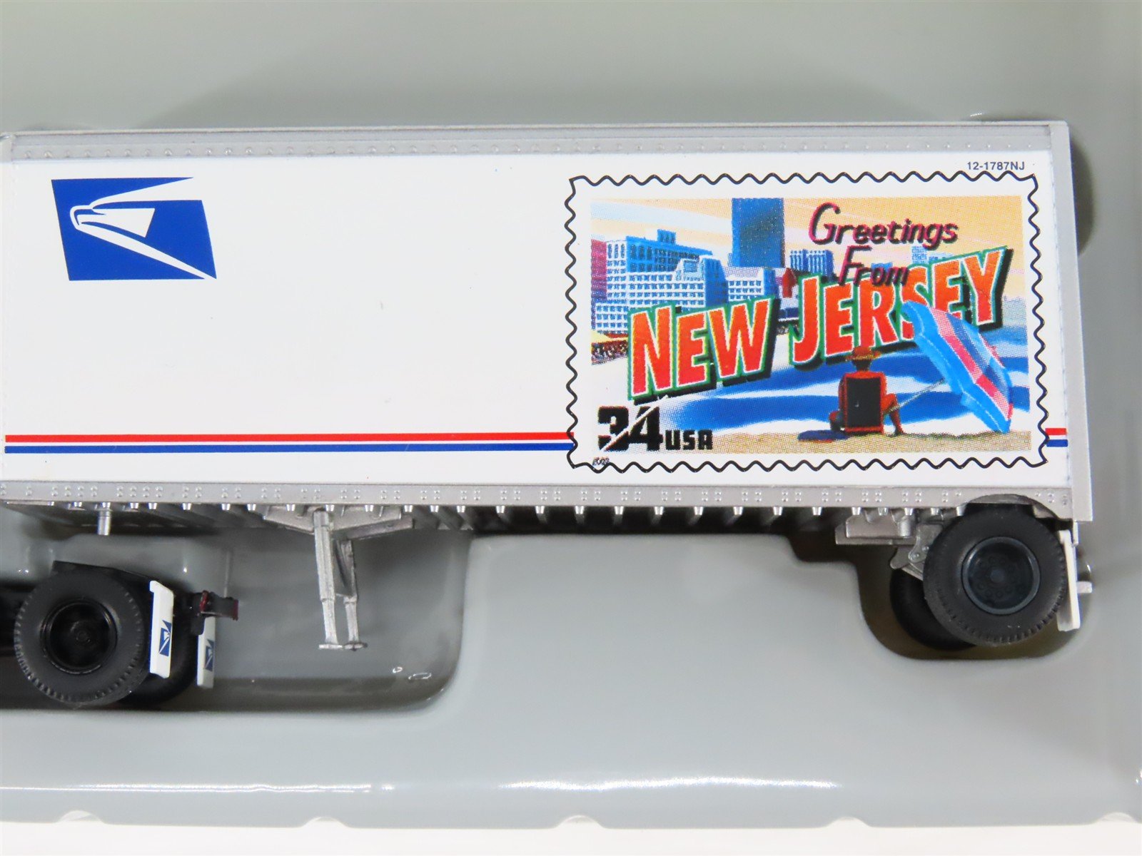 HO Scale Athearn 93430 USPS 