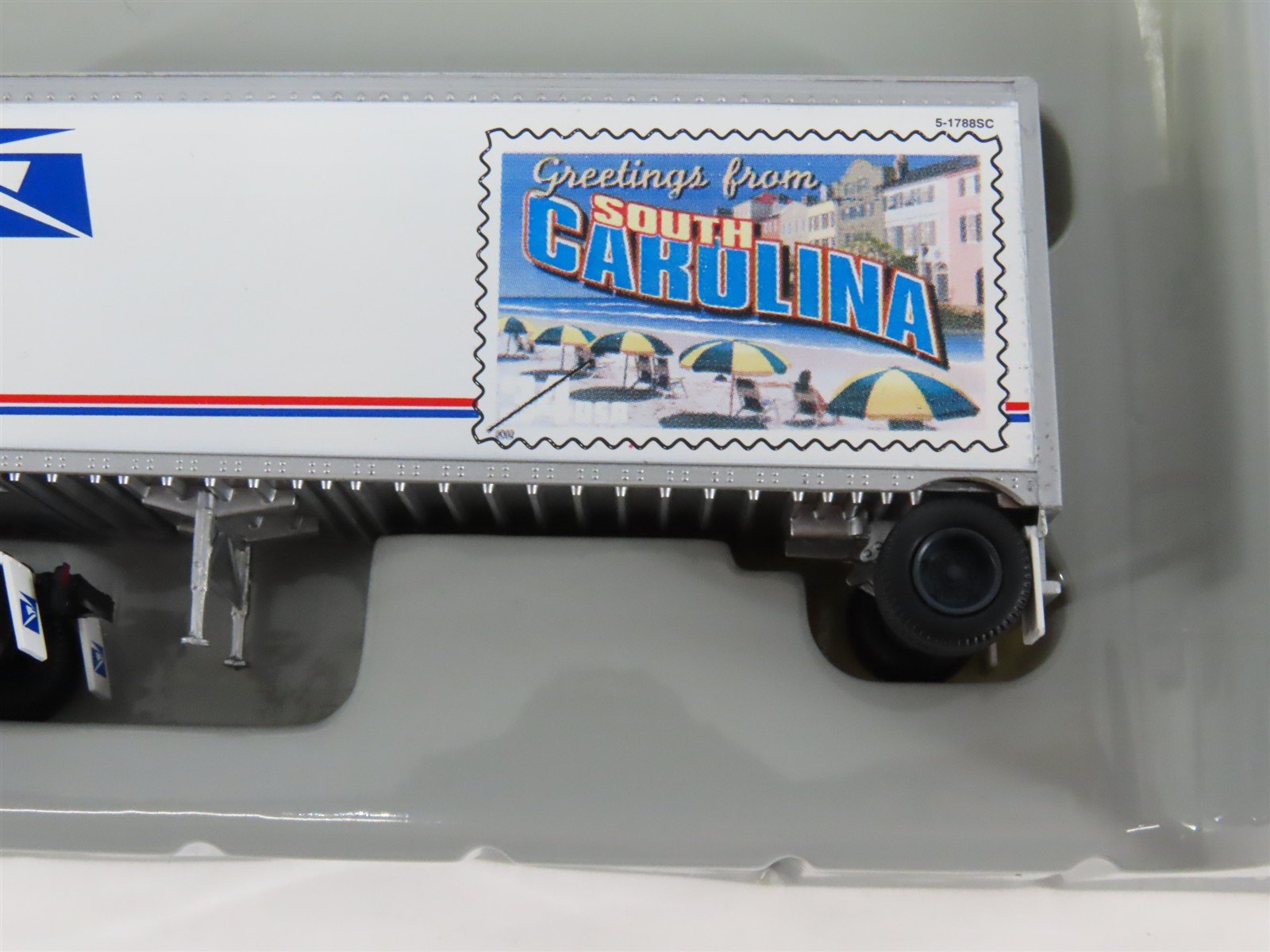 HO Scale Athearn 93440 USPS 