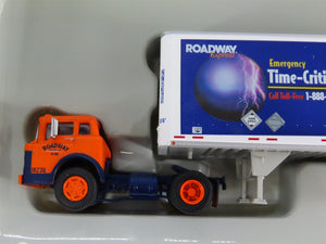 HO 1/87 Scale Athearn 91036 Roadway Ford C-Series Semi-Truck w/28' Wedge Trailer