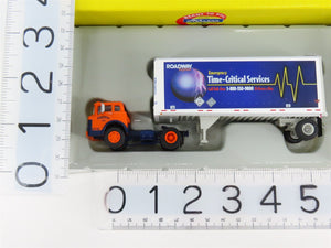 HO 1/87 Scale Athearn 91036 Roadway Ford C-Series Semi-Truck w/28' Wedge Trailer