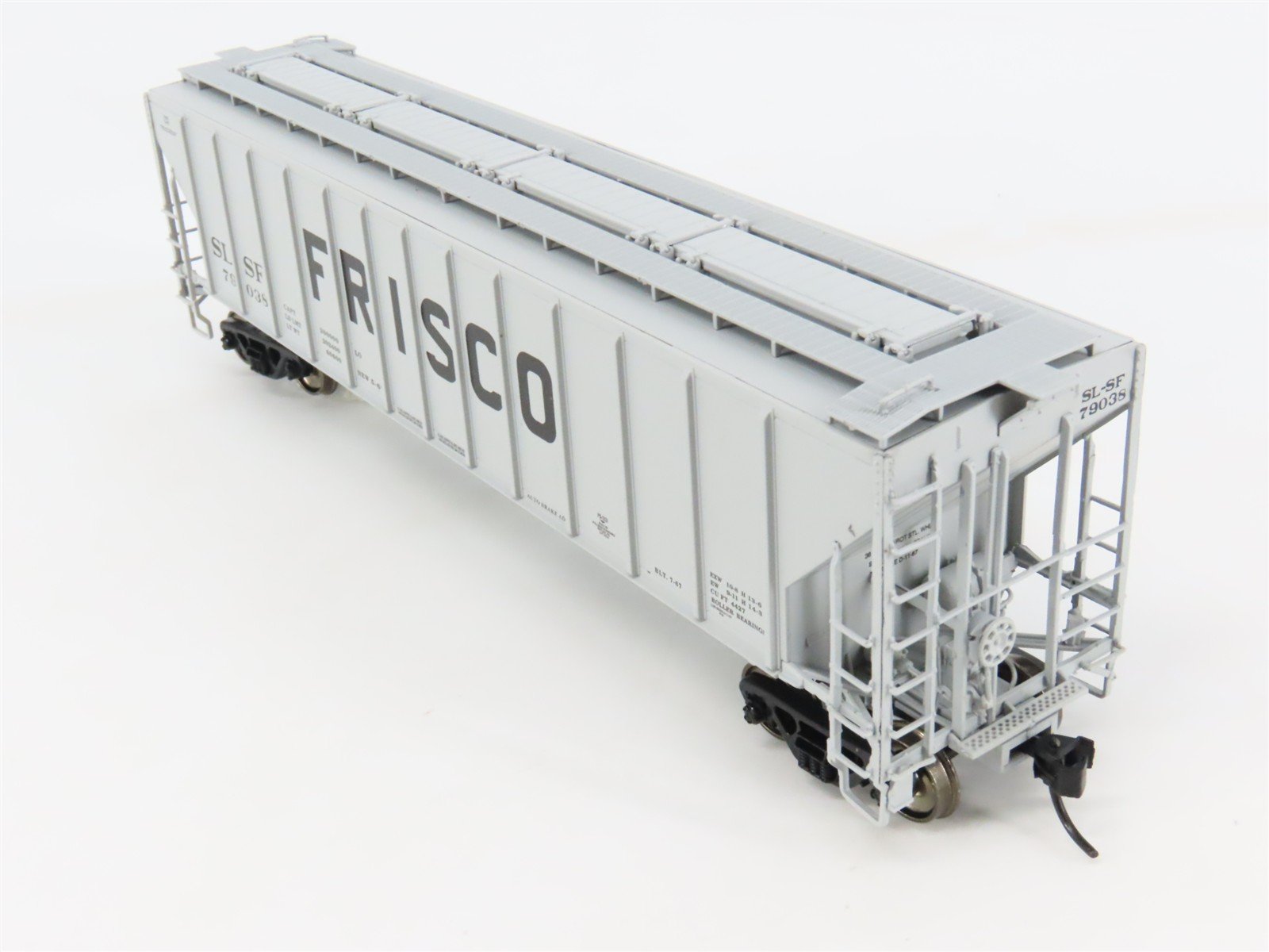 HO Scale Proto 2000 SLSF Frisco 3-Bay PS-2CD Covered Hopper #79038