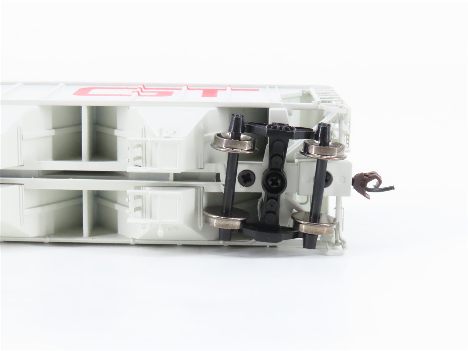HO Athearn 93764/93765 GTW Grand Trunk Western PS 3-Bay Covered Hoppers 2-Pack