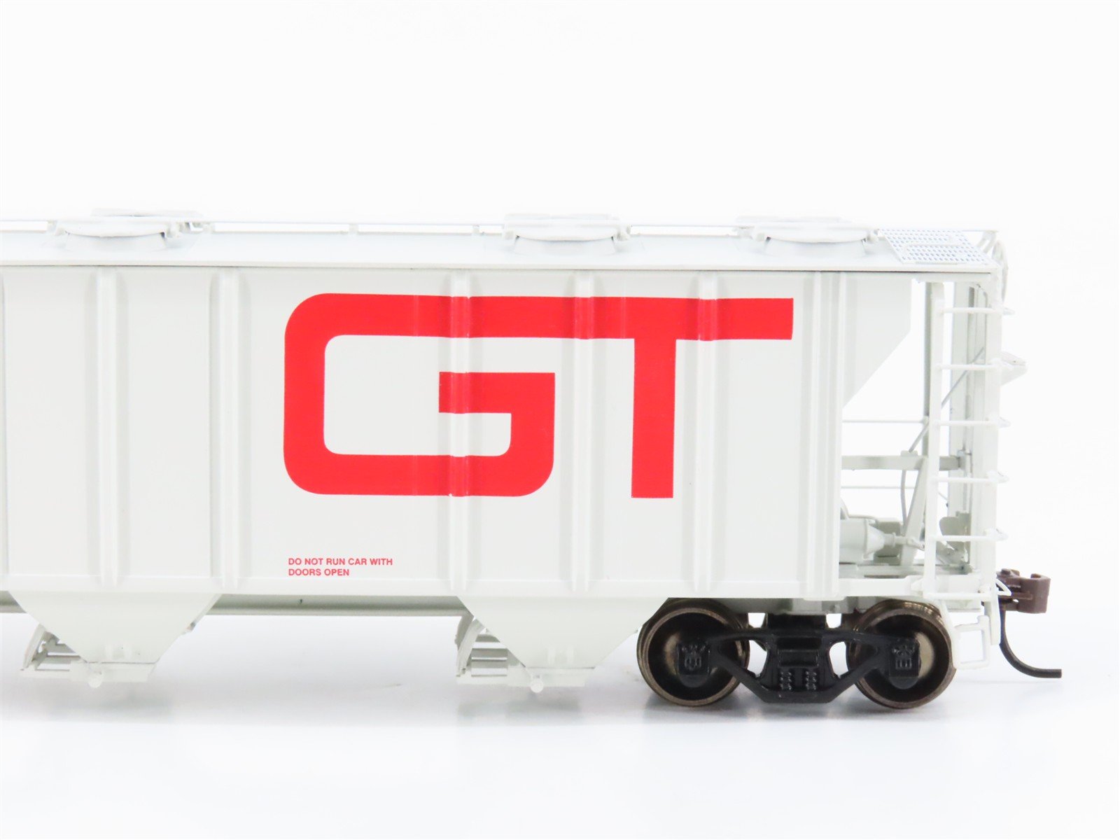 HO Athearn 93764/93765 GTW Grand Trunk Western PS 3-Bay Covered Hoppers 2-Pack